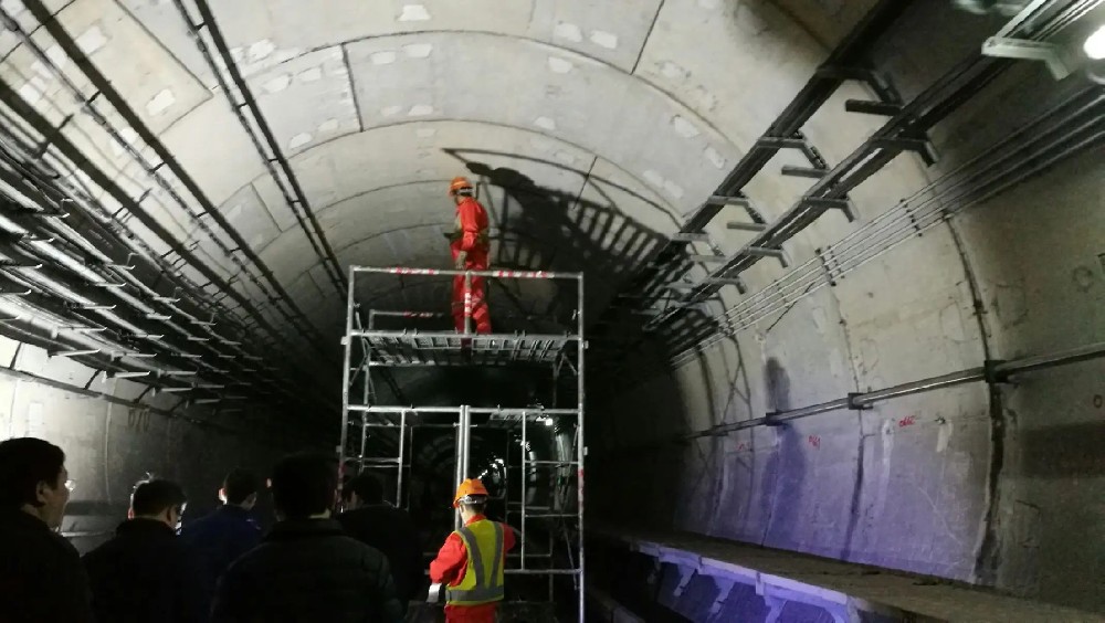 西工地铁线路病害整治及养护维修